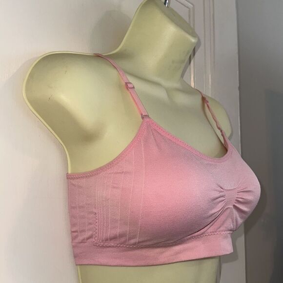 Coobie pink one size nylon/spandex bralette with removable pads Style #9012 - Picture 3 of 7